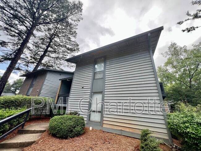 Building Photo - 5016 Sardis Rd