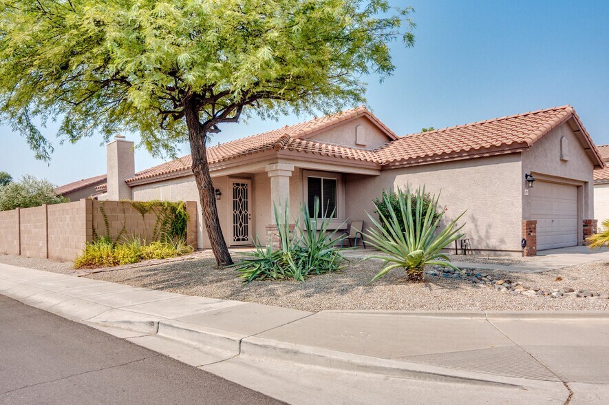 Corner Lot - 6875 W Harrison St