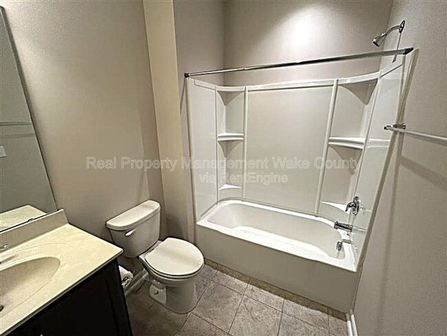 Building Photo - 1428 Glenwater Dr