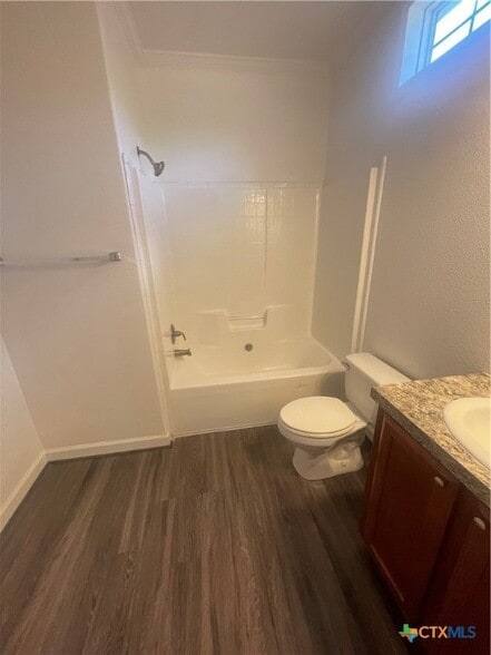 Building Photo - 203 Palmwood Dr