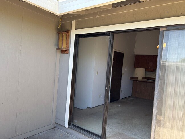 Building Photo - 4999 Curve Wood Way