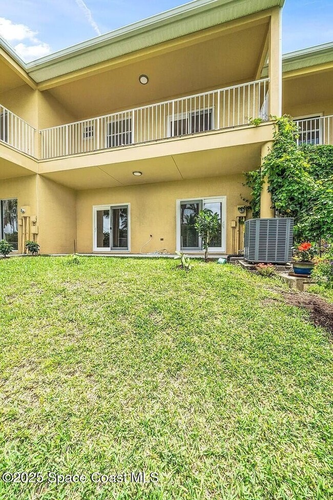 Building Photo - 2552 N Hwy A1A