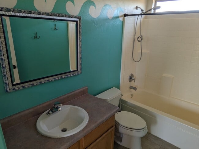 Building Photo - Three bedroom rental in Rancho Sahuarita Move -in ready