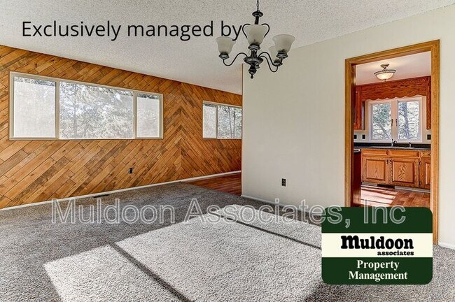 Building Photo - 11750 Columbine Hills Rd