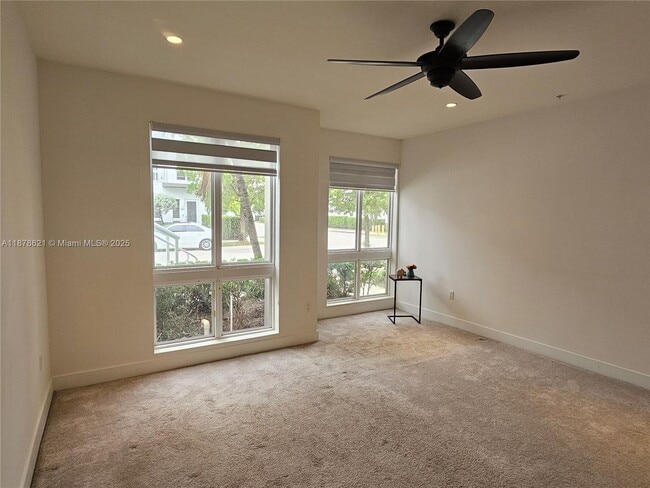 Building Photo - 10260 NW 63rd Terrace