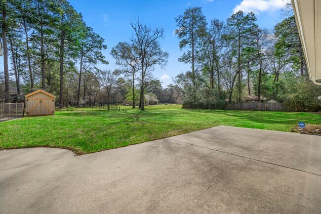 Building Photo - 15347 Conroe Dr
