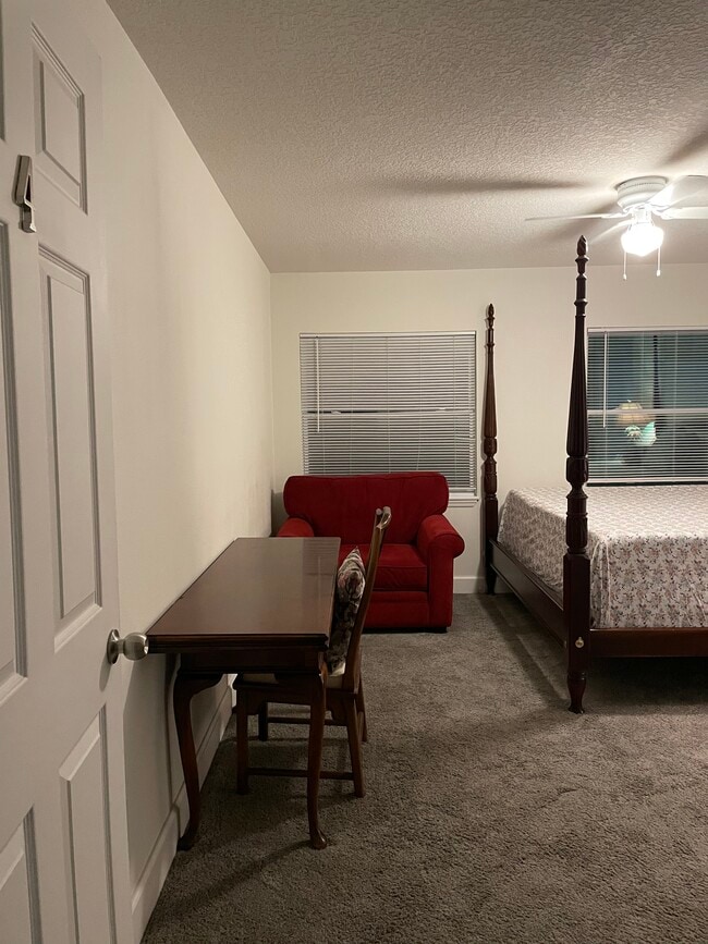 Building Photo - 3047 Herold Dr