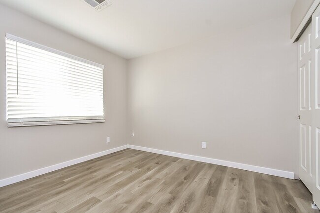 Building Photo - 6901 Rosinwood St