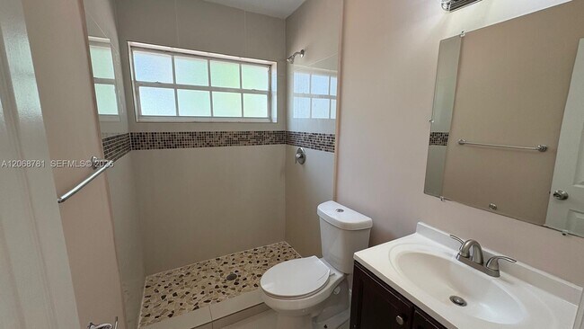 Building Photo - 251 N 68th Terrace