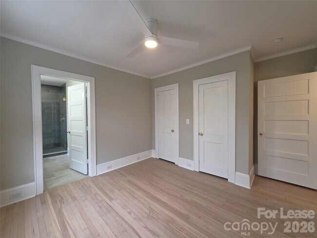 Building Photo - 200 E 2nd St