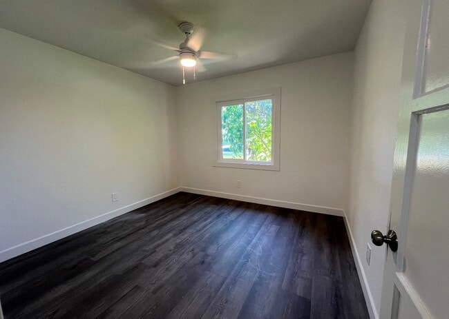 Bed 2 - 8803 Aldrich St