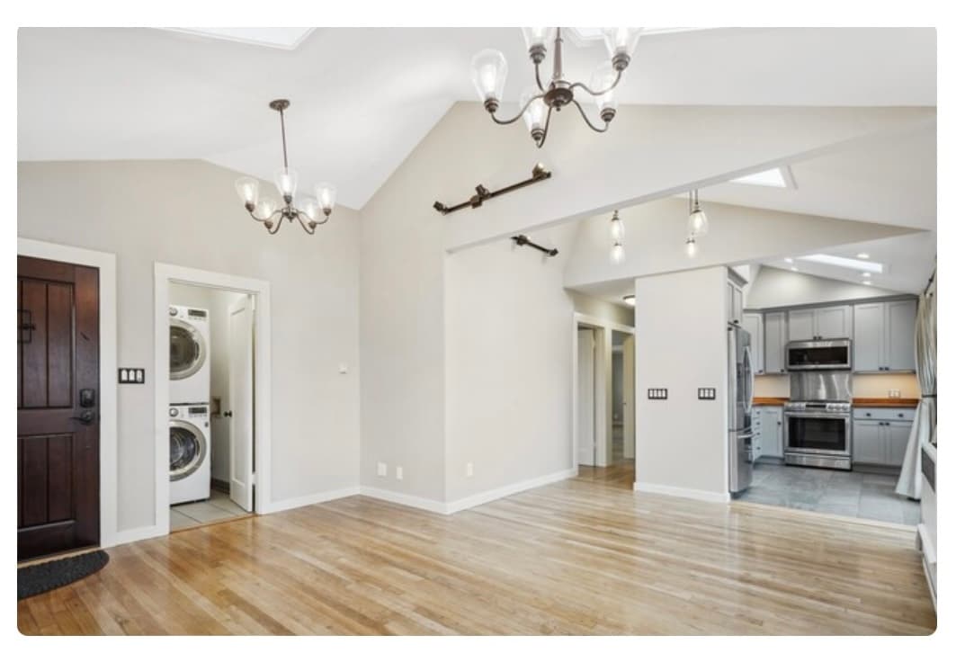 Building Photo - 1428 7th St