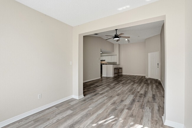 Building Photo - 8215 Ibis Club Dr