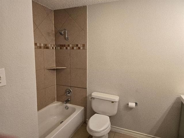 Building Photo - 6011 Longley Ct
