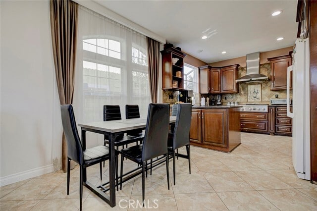 Building Photo - 27943 Brookdale Ct