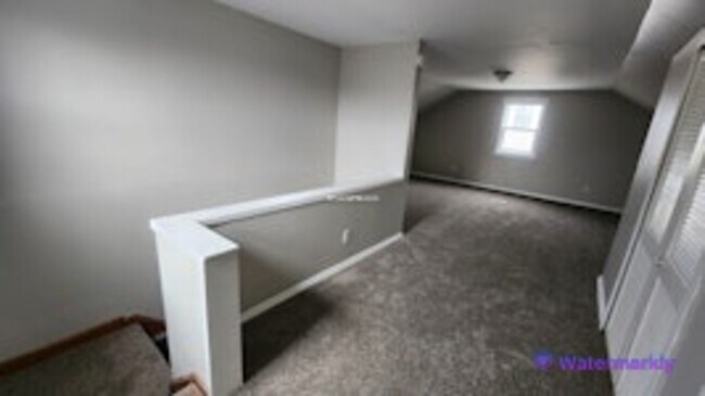 Building Photo - 5015 E 113th St