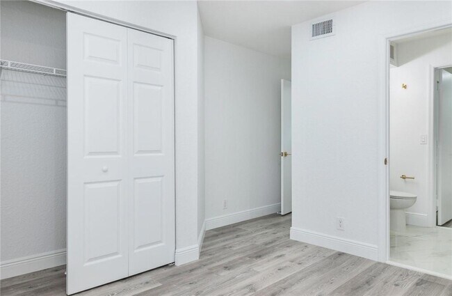 Building Photo - 2134 Pasa Verde Ln