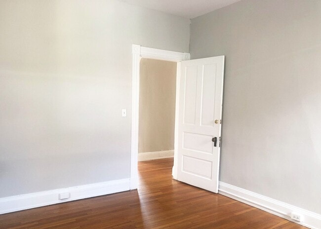 Building Photo - 344-348 Howell Avenue