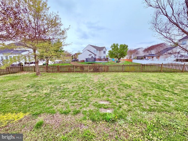 Building Photo - 39 Wild Rose Dr