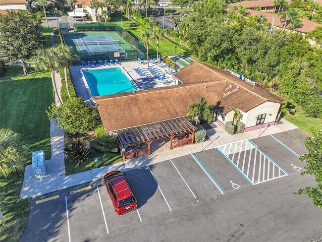 Building Photo - 501 E Bay Dr