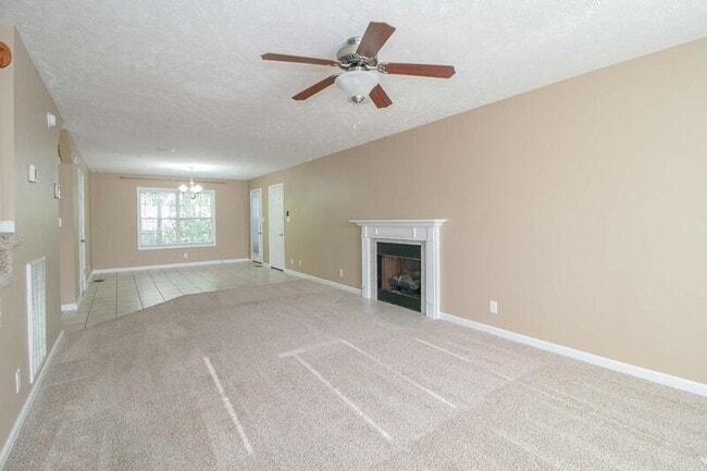 Building Photo - 1449 Mutual Dr