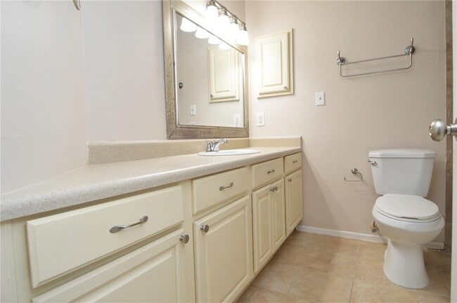 Building Photo - 8756 Mallard Reserve Dr