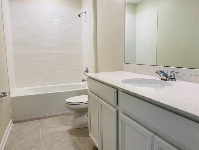 Building Photo - 16436 Fernridge St