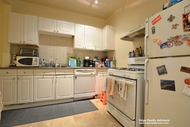 Building Photo - 21 Park Vale Ave