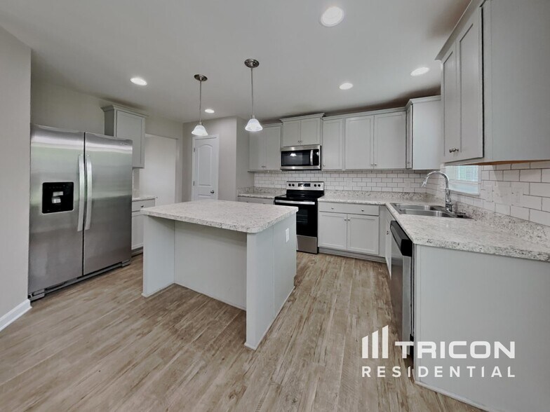 Building Photo - 3617 Torrey Ln
