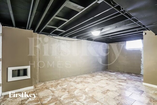 Building Photo - 2217 SW Keystone Dr