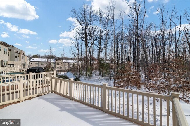 Building Photo - 7627 Hamilton Xing