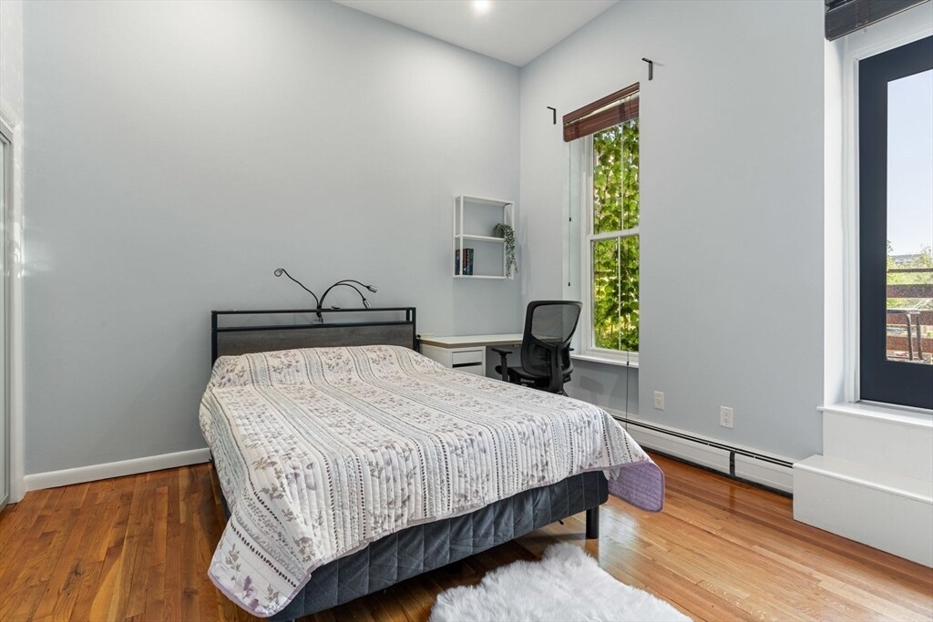 Building Photo - 758 Tremont St