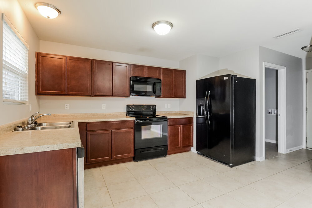 Building Photo - 8110 Grove Berry Dr