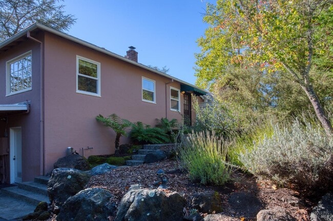 Building Photo - 56 Wild Iris Dr