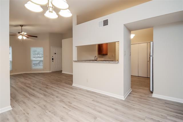 Building Photo - 2905 Forest Creek Dr