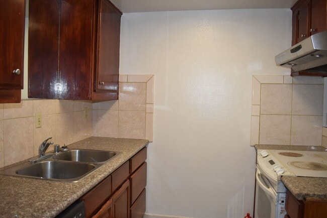 Building Photo - Resident Benefit Package Property