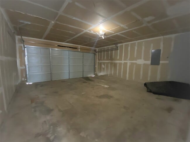 Building Photo - 1125 Greenbend Dr
