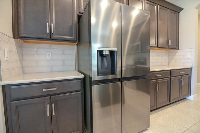 Building Photo - 6269 Great Bear Dr