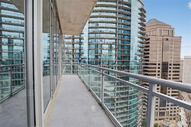 Building Photo - 1065 Peachtree St NE