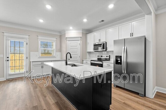 Building Photo - 2076 Denmark Ave SE