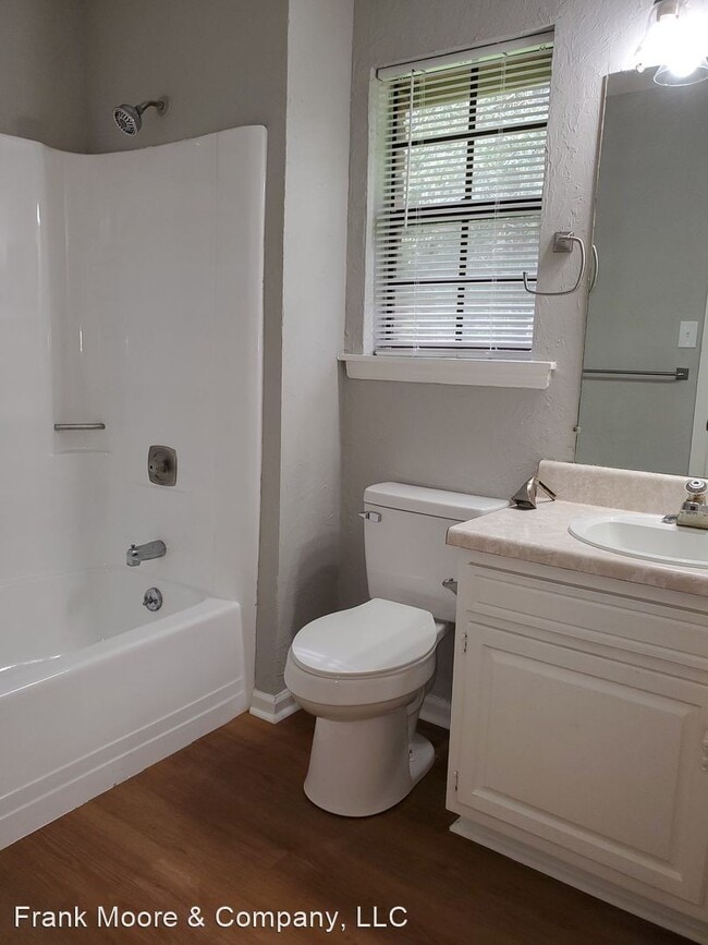 Building Photo - 3 br, 2 bath House - 938 Mill Drive