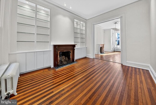 Building Photo - 917 O St NW