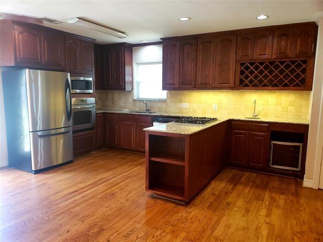 Building Photo - 6219 Penrose Ave