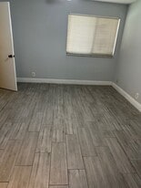 Building Photo - 2986 S University Dr