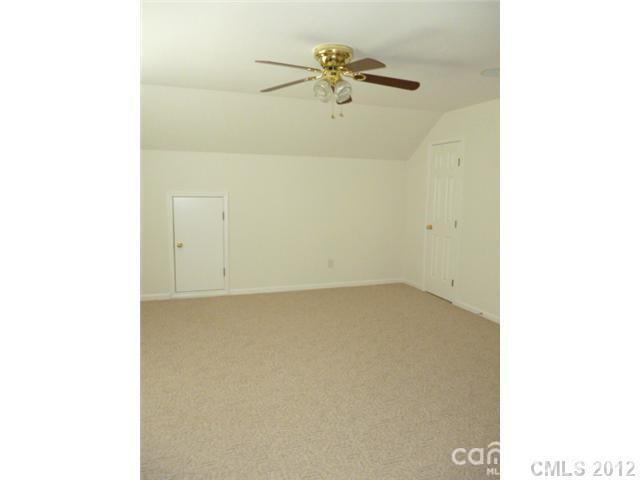 Building Photo - 2612 Sunberry Ln NW
