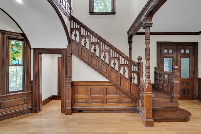 Building Photo - 14 Summit St