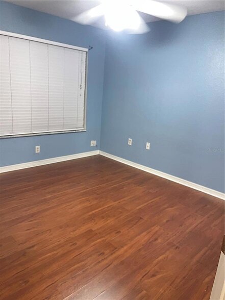 Building Photo - 2015 Claudia Ln