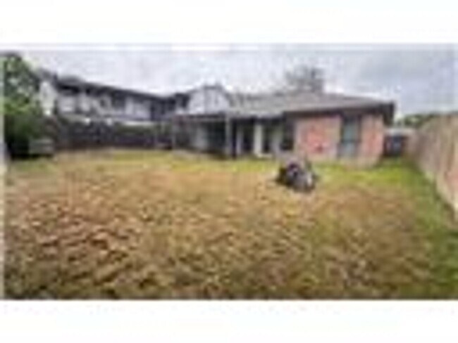 Building Photo - 3bd/2bth House