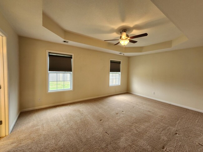 Building Photo - Welcome Home!