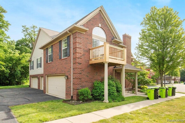 Building Photo - 28541 Carlton Way Dr